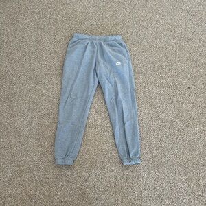 Nike Men’s Light Gray Sweatpants